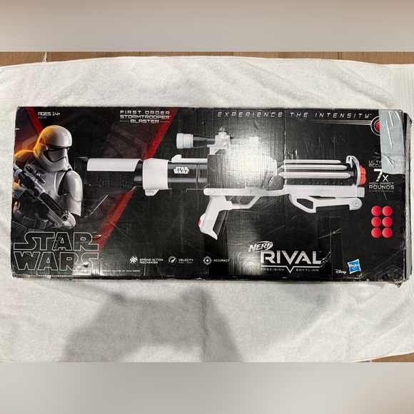COLLECTIBLE Nerf Star Wars First Order Stormtrooper Blaster